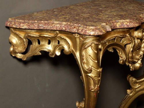 18th century - Louis XV period console in gilded wood 