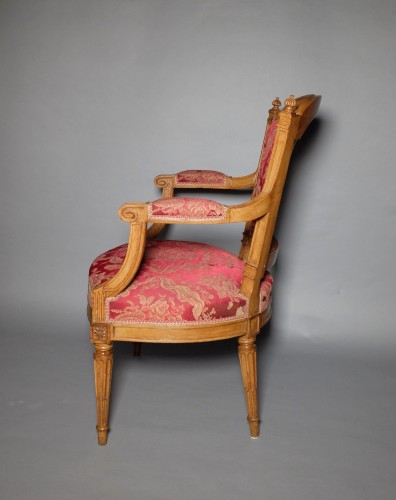 Pair of Louis XVI period lyonnais armchairs  - 