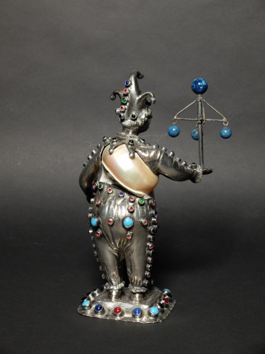 Curiosities  - Mounted shell court jester - Nuremberg 19th century 