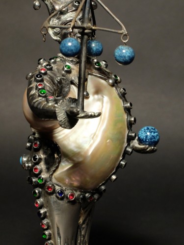 Antiquités - Mounted shell court jester - Nuremberg 19th century 