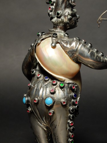 Antiquités - Mounted shell court jester - Nuremberg 19th century 