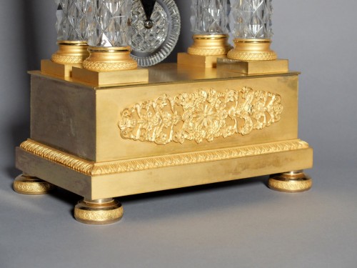 Charles X clock in bronze and crystal  - 