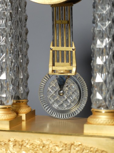 Antiquités - Charles X clock in bronze and crystal 