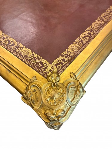Antiquités - Bureau plat with espagnolettes model by Charles Cressent -Late 19th century
