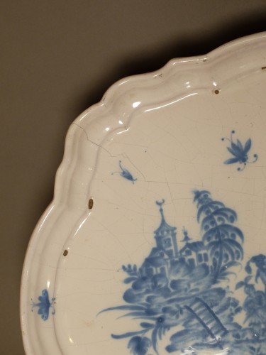 Grand plateau aux chinois - Moustiers XVIIIe siècle - Louis XV