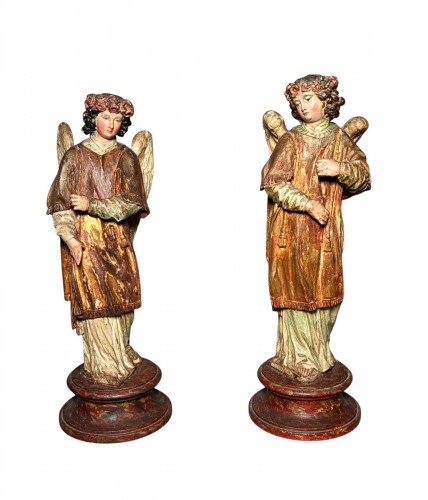 Paire d'anges céroféraires du XVIIe siècle