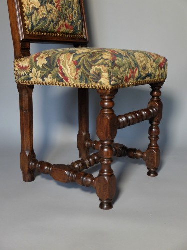 17th century - Suite of 4 Louis XIII period chairs 