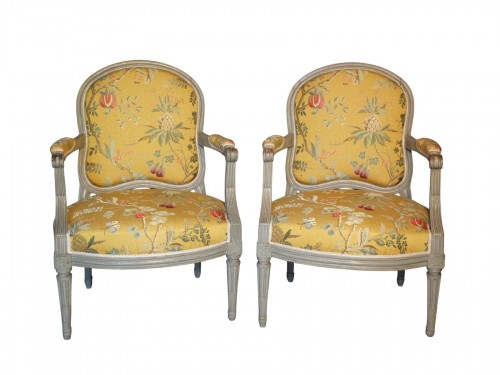 Pair Of Louis XVI Period Armchairs "à La Reine"