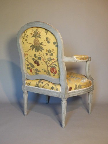 Pair Of Louis XVI Period Armchairs "à La Reine" - 
