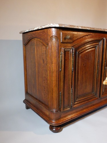 Buffet de chasse estampillé Claude Chevigny - Mobilier Style Louis XV
