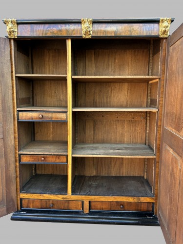 Antiquités - Armoire hollandaise d'époque Louis XIV