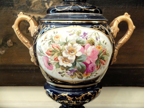 Paire d'importants vases couverts en porcelaine - XIXe siècle - Antiquités Olivier Alberteau