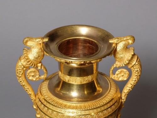 Paire de vases empire en bronze doré - Empire