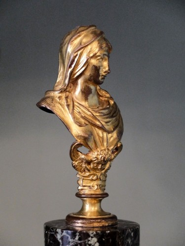 Louis XIV - Buste de vestale en bronze doré d'époque Louis XIV