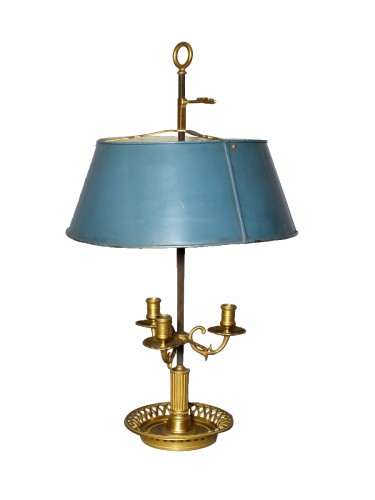 Lampe bouillotte en bronze doré et tôle laquée