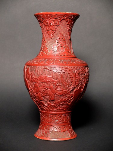 19th century - Pair of Chinese vases in cinnabar lacquer - 19th century