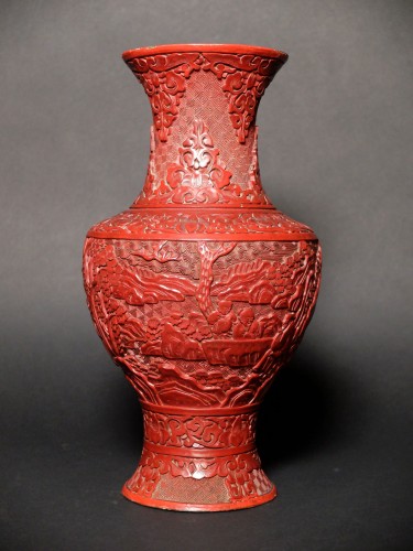 Paire de vases chinois en laque de cinabre - XIXe siècle - 
