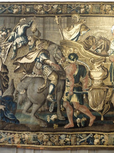 Le triomphe d'Alexandre - Tapisserie de la Manufacture d'Aubusson circa 1700 - Antiquités Olivier Alberteau