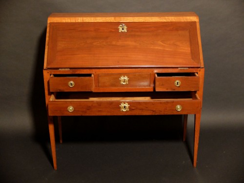 18th century - Nantes Desk From The Louis XVI Period 