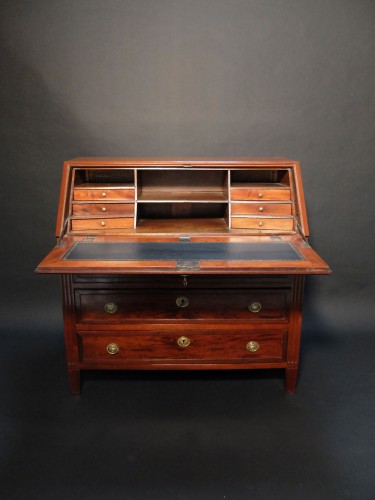 Scribanne Chest Of Drawers In Solid Mahogany, Louis XVI Period  - Furniture Style Louis XVI