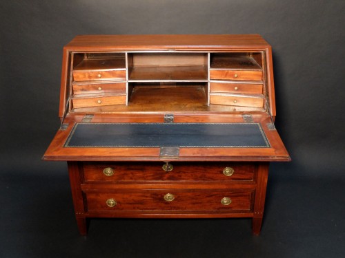 Furniture  - Scribanne Chest Of Drawers In Solid Mahogany, Louis XVI Period 