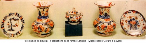 XIXe siècle - Ensemble de porcelaines tricolores de Bayeux - Période Joachim Langlois