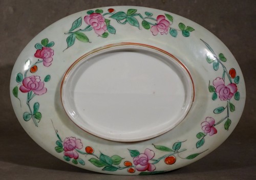 XIXe siècle - Importante jardinière en porcelaine de Bayeux