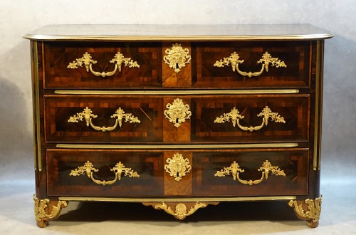 Commode d'époque Louis XIV attribuée à François Lieutaud - Mobilier Style Louis XIV