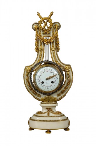 Pendule lyre néoclassique - Paris époque Napoléon III