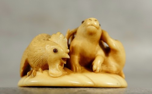 Netsuke signé Kaigyokusai Masatsugu - Arts d