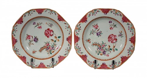 Paire d'assiettes de la famille rose - Qianlong