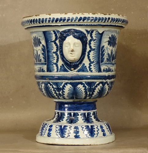 Important vase à oranger - Nevers fin XVIIe début XVIIIe - Céramiques, Porcelaines Style Louis XIV
