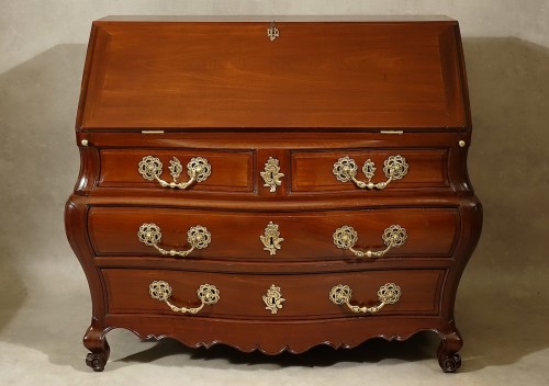 Solid mahogany scriban chest of drawers, Bordeaux 18th century - Furniture Style Louis XV