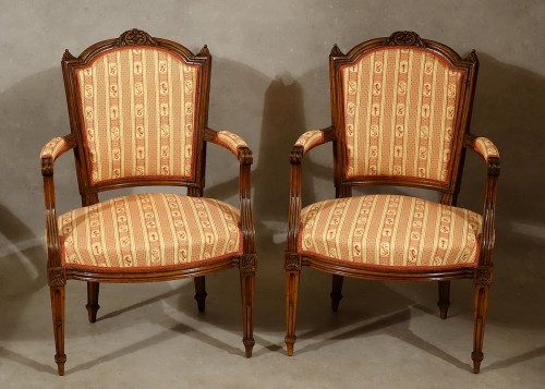 Suite de 4 fauteuils d'époque Louis XVI estampillés Pillot, Nîmes XVIIIe - Sièges Style Louis XVI