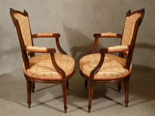 Sièges Fauteuil & Bergère - Suite de 4 fauteuils d'époque Louis XVI estampillés Pillot, Nîmes XVIIIe