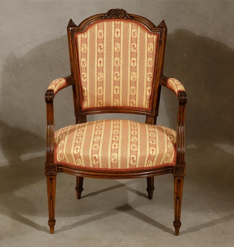Suite de 4 fauteuils d'époque Louis XVI estampillés Pillot, Nîmes XVIIIe - Louis XVI