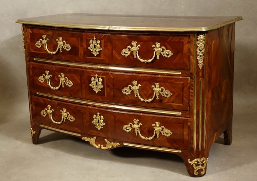 Mobilier Commode - Commode grenobloise Louis XIV en placage de prunier