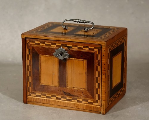 Mobilier Cabinet & Coffre - Petit cabinet d'Augsbourg XVIIe