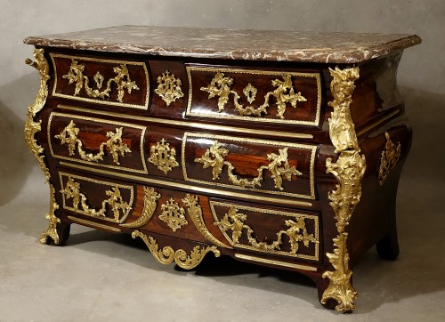 Très impressionnante commode Régence aux dragons - Antiquités Philippe Glédel