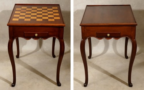 Louis XV - Table en cabaret à jeu de trictrac et d'échec en acajou - Nantes XVIIIe