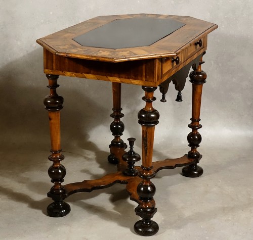 XVIIIe siècle - Table de changeur suisse - Canton des Grisons XVIIe.