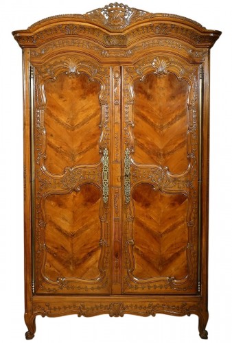Armoire de mariage rennaise signée Croizé