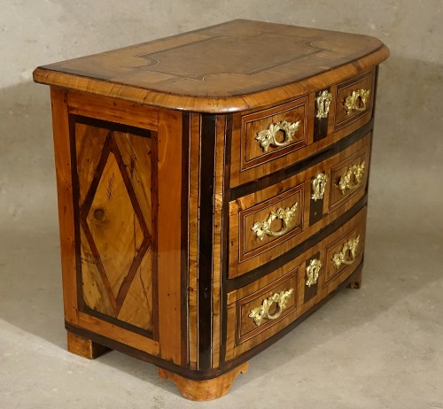 XVIIIe siècle - Commode de maîtrise Louis XIV - Grenoble premier tiers du XVIIIe