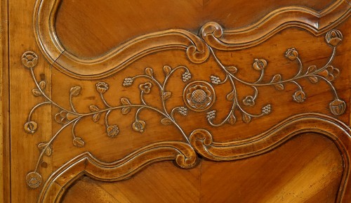 Armoire rennaise en merisier - Antiquités Philippe Glédel