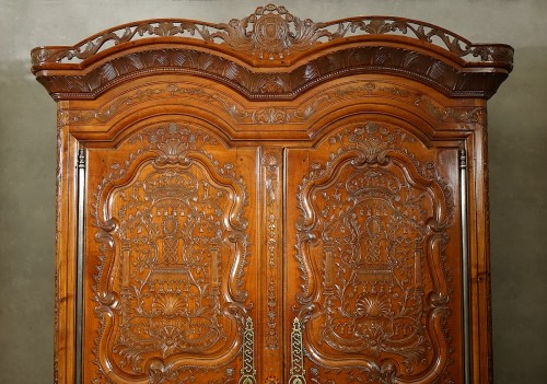Antiquités - Armoire rennaise par Charles II Croizé