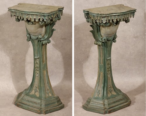 Console piémontaise aux passementeries - Antiquités Philippe Glédel