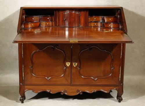 Antiquités - Scriban nantais en acajou massif