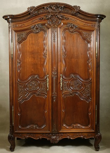 Armoire de port en acajou massif - Normandie XVIIIe - Mobilier Style Louis XV