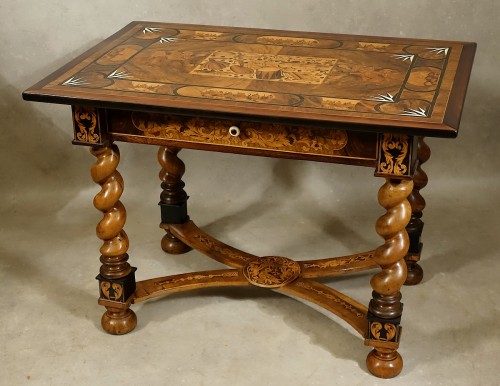 Mobilier Table & Guéridon - Table Louis XIV en marqueterie dans le style d'Augsbourg - Innsbruck XVIIe