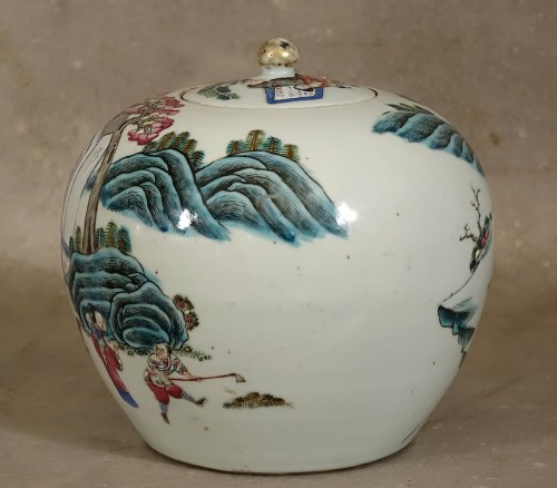 Céramiques, Porcelaines  - Pot à gingembre en porcelaine de Chine - Epoque Qing